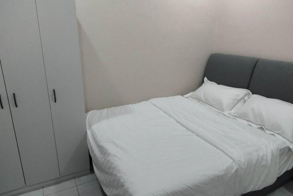 Rawang Conner Lot Homestay Buitenkant foto
